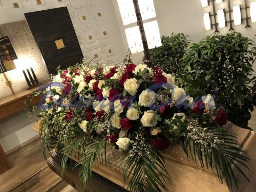 Sargdecke ca. 150 cm rot-weiß Rosen 